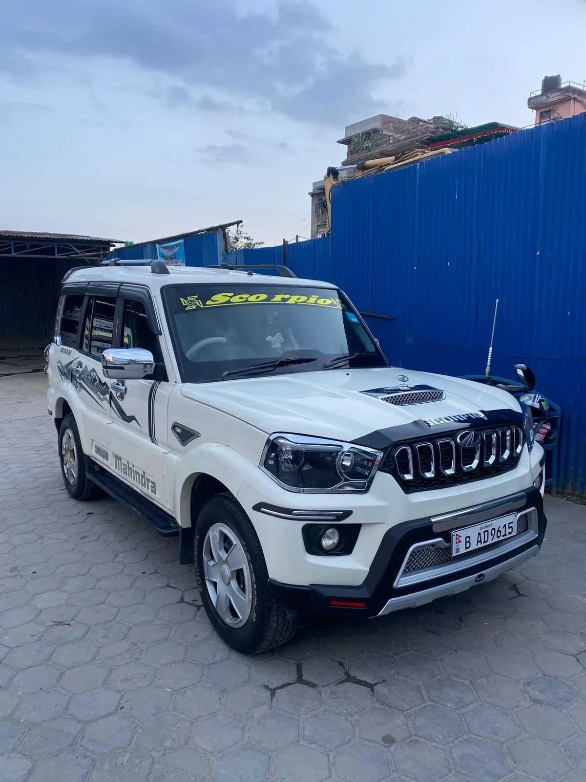 Mahindra Scorpio S5 2018